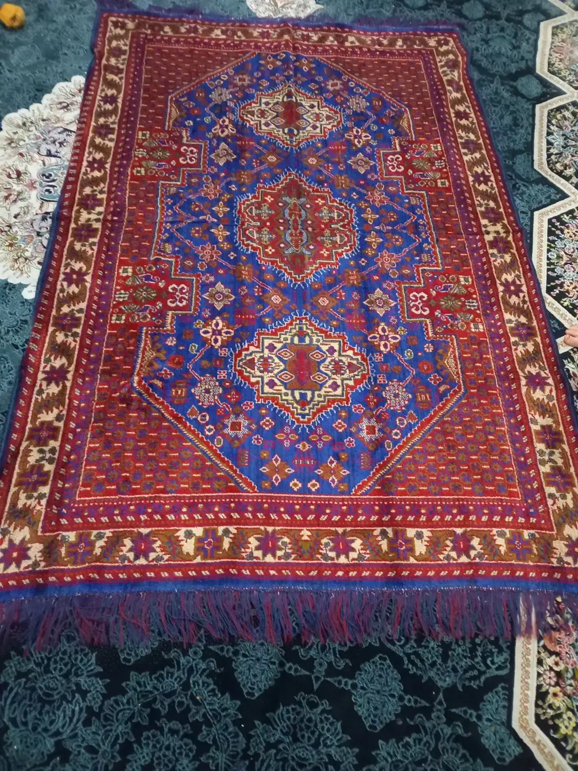 قالیچه فرش ماشینی کوچیک قدیمی سرمه‌ای|فرش|تهران, شیوا|دیوار