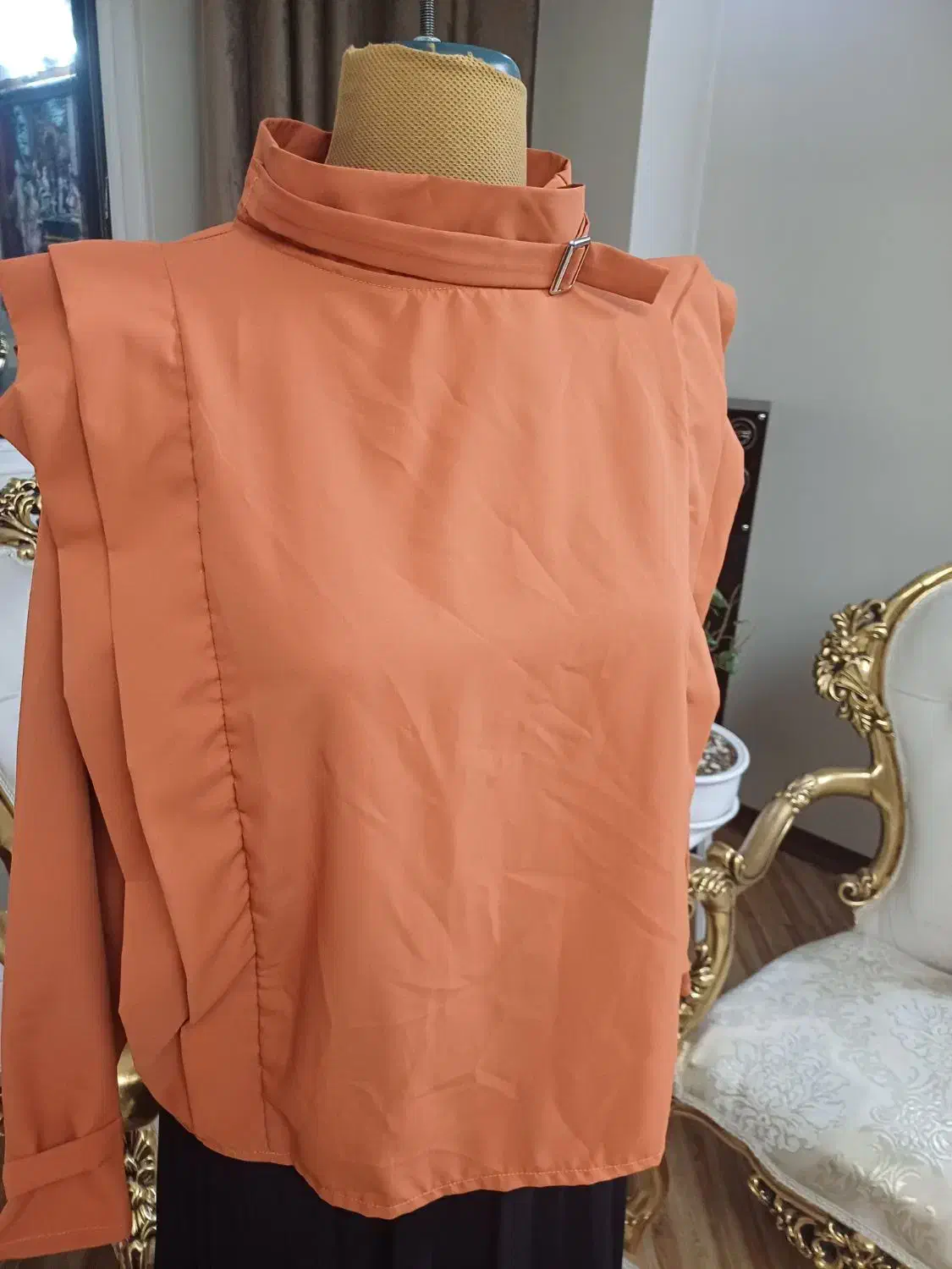 تعدادی لباس همگی در حدنو|لباس|ری, سیزده آبان|دیوار