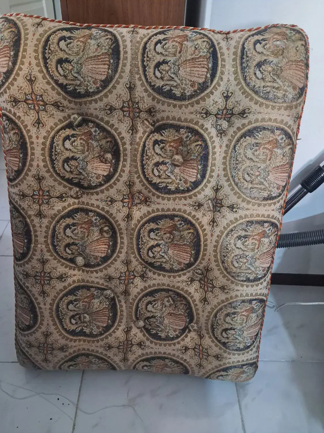 پشتی|پشتی|پردیس, فاز ۱۱|دیوار