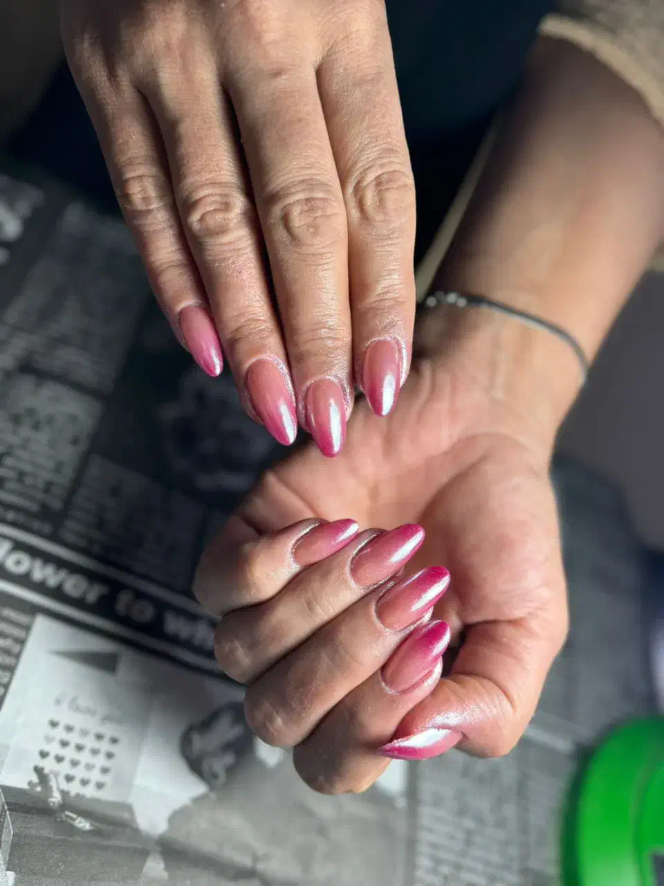 کاشت و ترمیم ناخن|خدمات آرایشگری و زیبایی|پرند, فاز ۲|دیوار