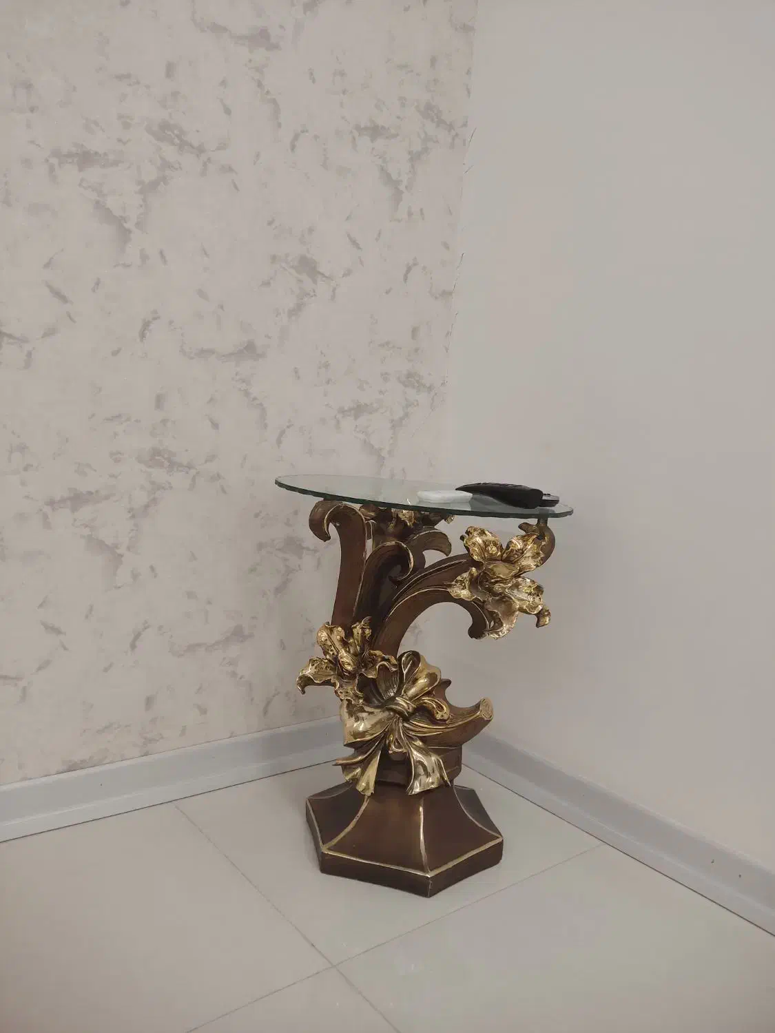 آباژور و میز عسلی شیشهای|مبلمان خانگی و میز عسلی|بندر ماهشهر, |دیوار