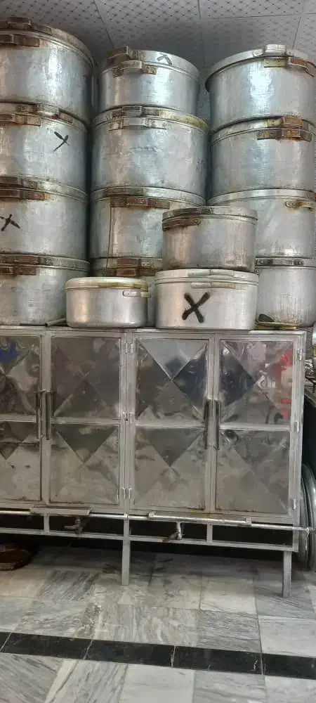 لوازم آشپز خانه غذا بیرون بر|فروشگاه و مغازه|خمینیشهر, |دیوار