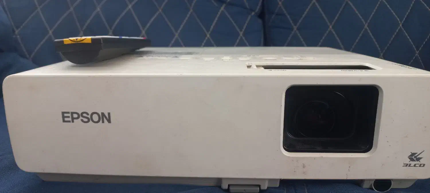 ویدئو پرژکتورEPSON|تلویزیون و پروژکتور|اسالم, |دیوار