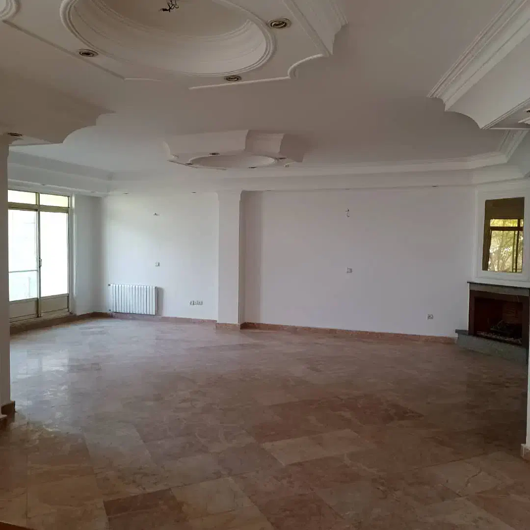 شمال کاخ ۱۲۵ متر غرق نور مناسب خانواده دنج وخلوت