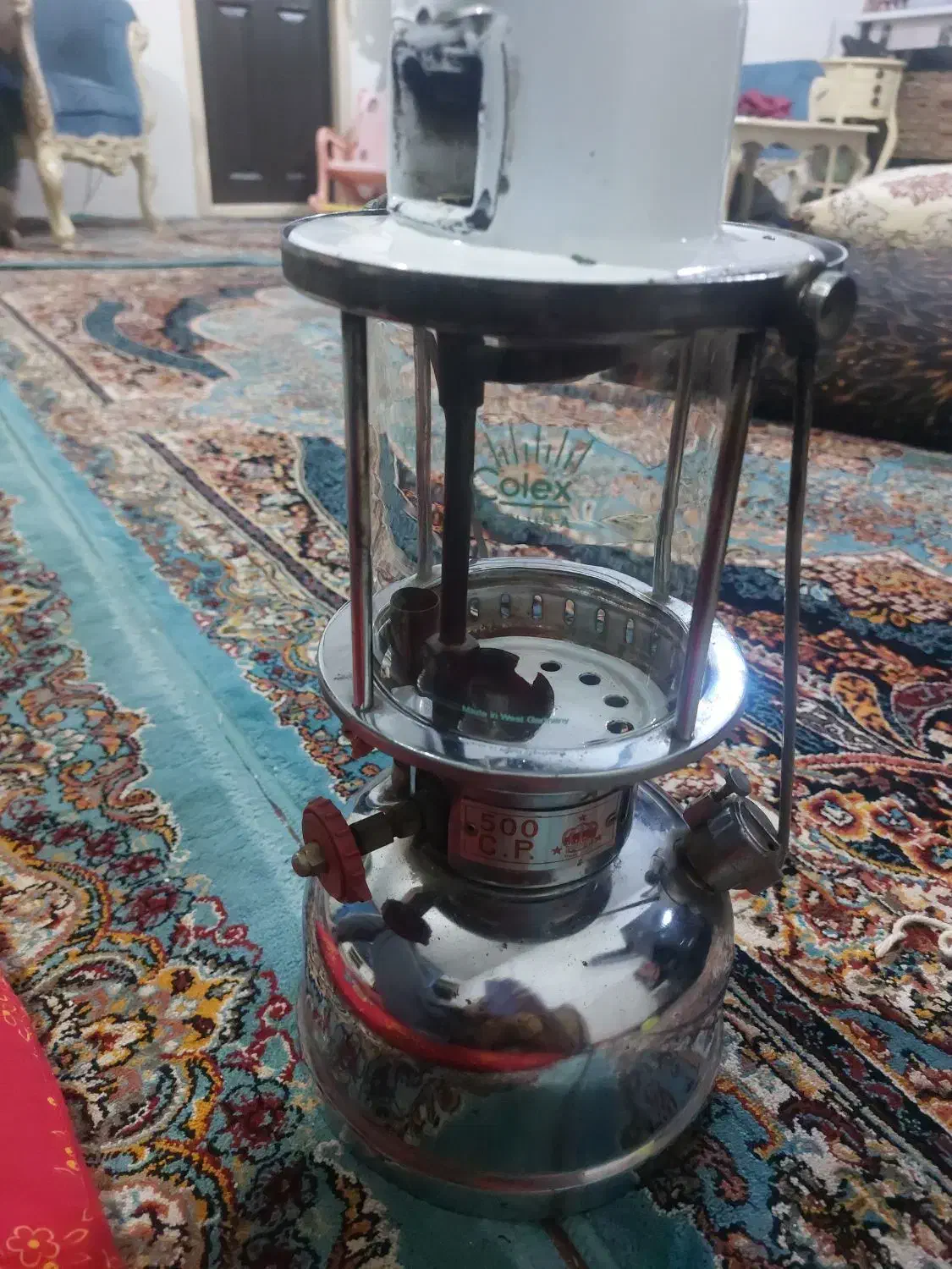 چراغ زنبوری|کلکسیون اشیاء عتیقه|تیکمه داش, |دیوار