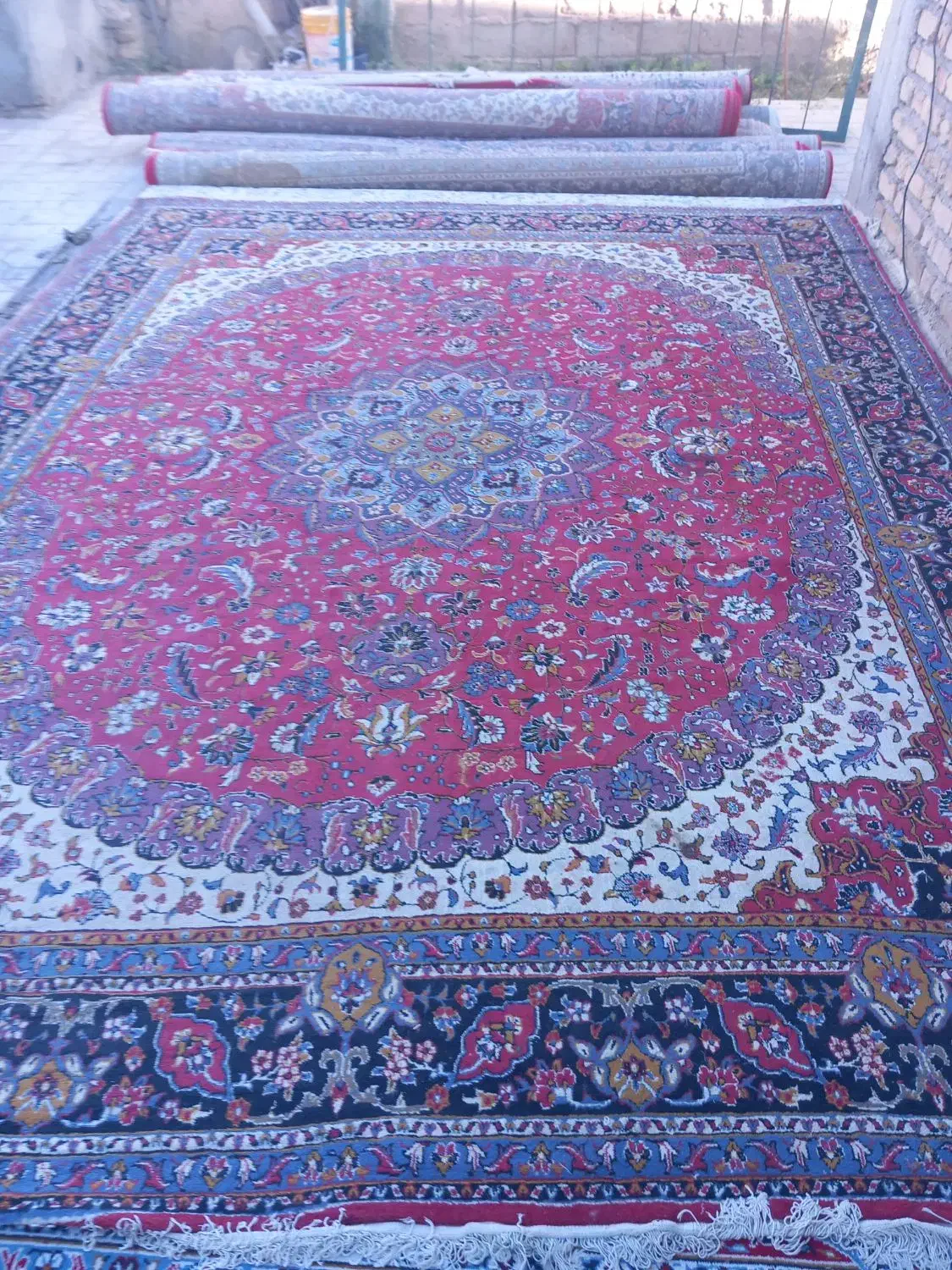 فرش دسته دوم استوک|فرش|فیروزآباد (فارس), |دیوار