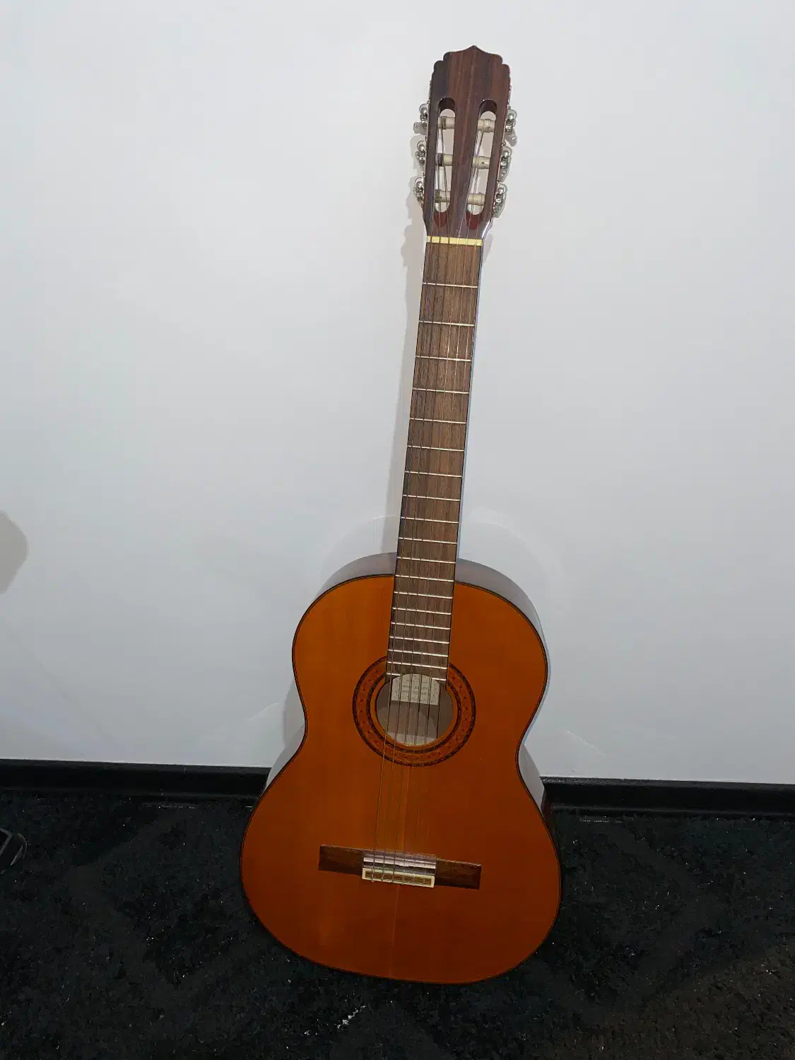 گیتار کلاسیک اصل ژاپن ak80 آریا ariaبه همراه کیس|گیتار، بیس، امپلیفایر|تهران, چیذر|دیوار