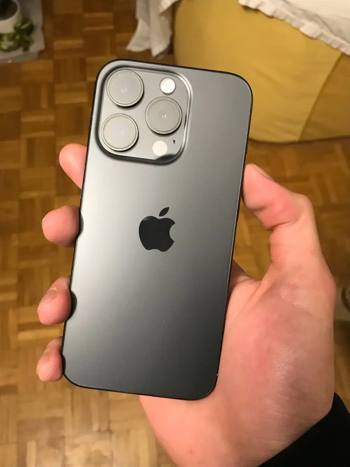 Iphone 15 pro 256 آیفون ۱۵پرو|موبایل|اصفهان, باغ نگاره|دیوار