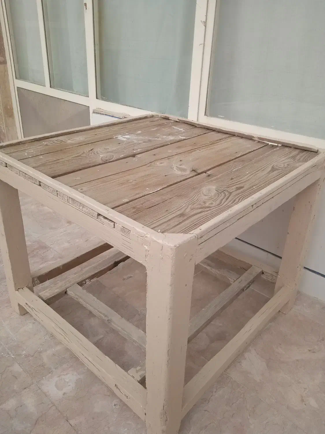 چوب کرسی قدیمی|صندلی و نیمکت|خمینیشهر, |دیوار