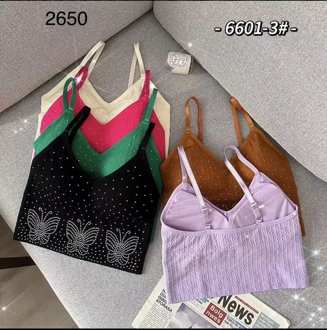 نیم تنه و سوتین|لباس|بندر گناوه, |دیوار