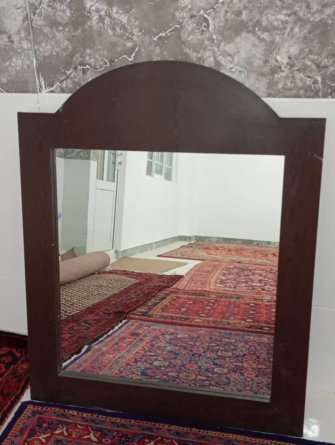آینه در حد نو|آینه|همدان, |دیوار