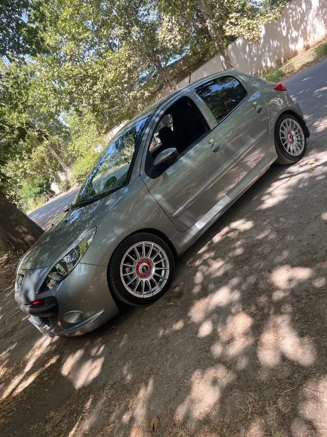 پژو ۲۰۷ پاناروما تیتانیوم|خودرو سواری و وانت|تهران, ستارخان|دیوار