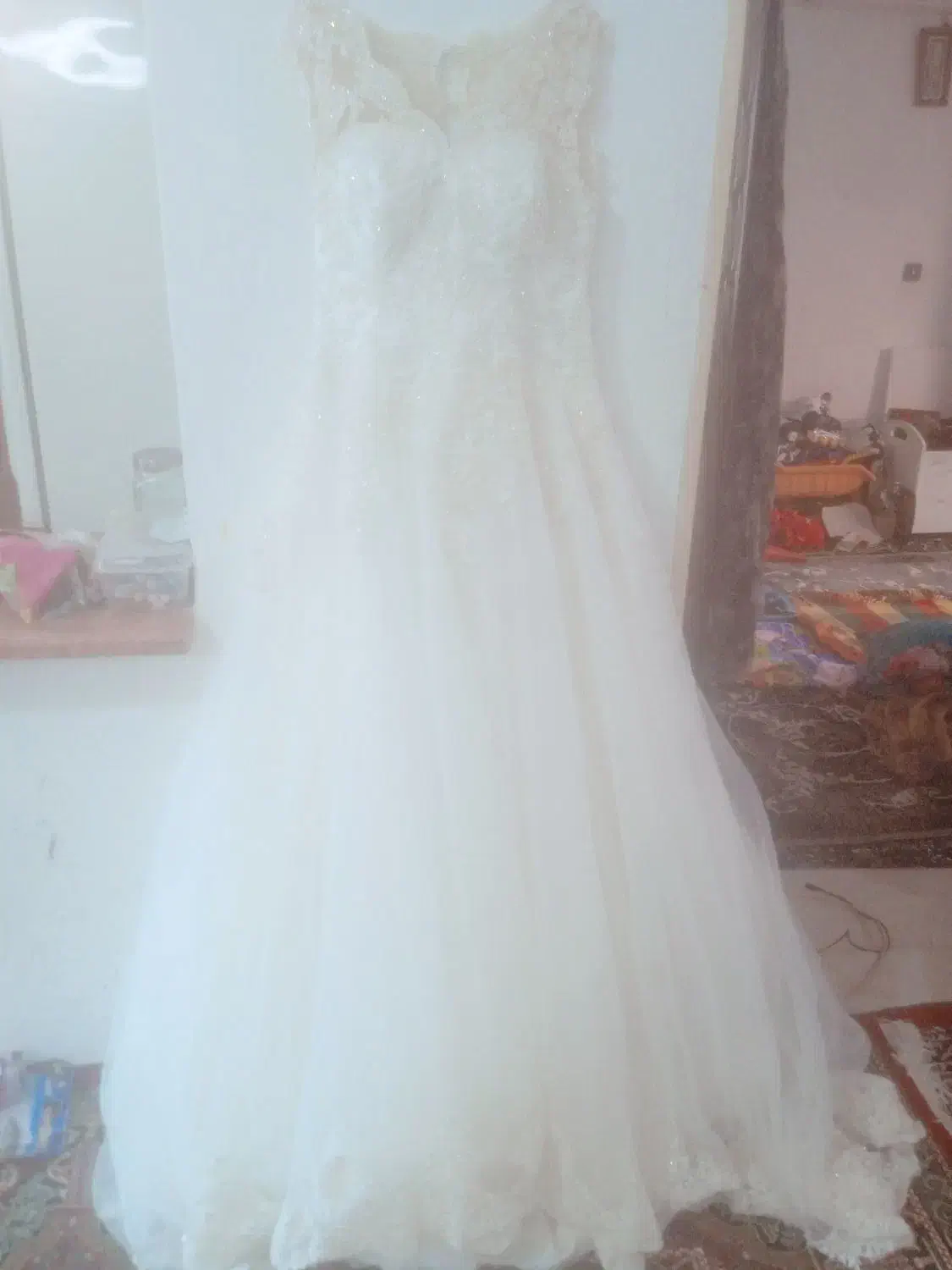 لباس عروس|لباس|فریدون‌کنار, |دیوار