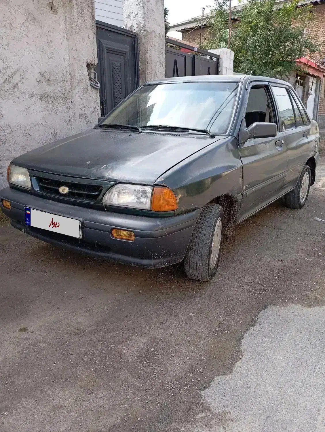 پراید مدل۸۲ یشمی دوگانه دستی.|خودرو سواری و وانت|رشت, آب آسیاب|دیوار