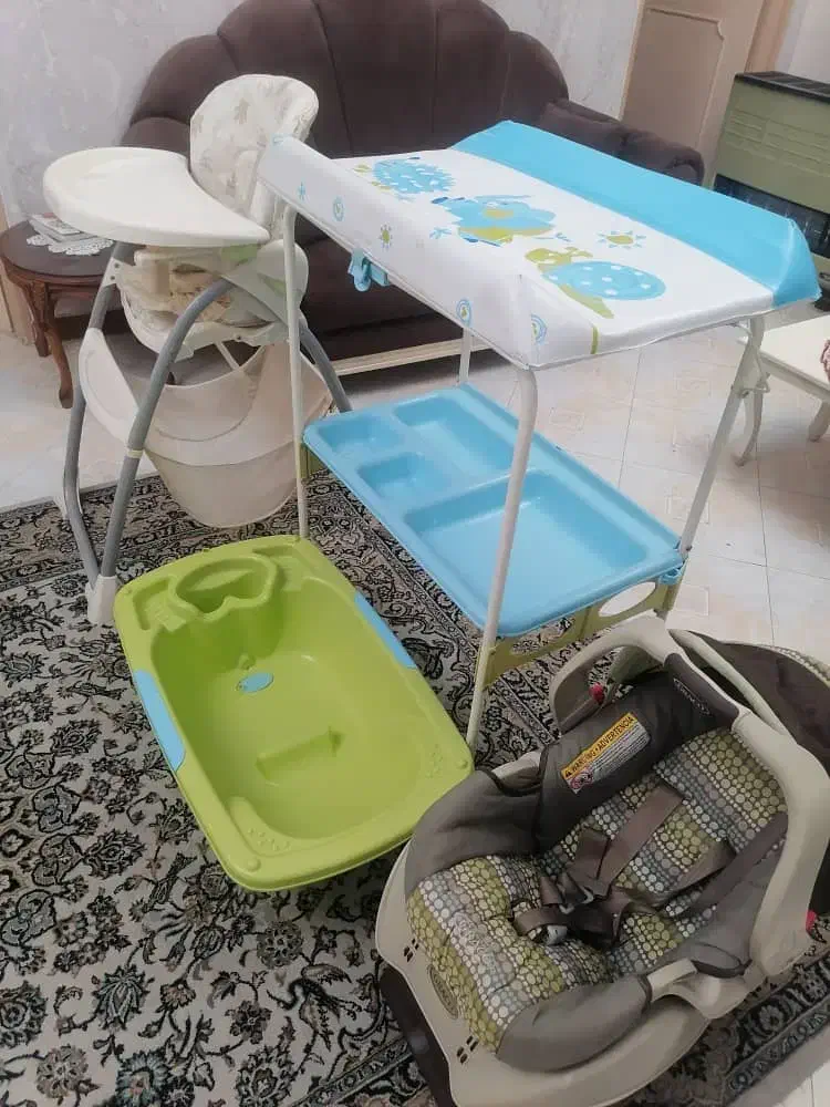 میز غذا و شتشوی بچه و کریرر|تخت و صندلی بچه|تهران, سازمان آب|دیوار