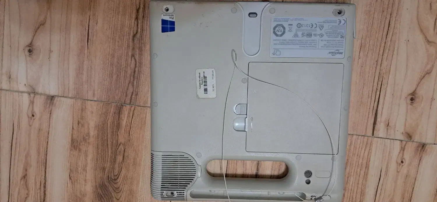 تبلت مهندسی . نظامی کانادایی motion|تبلت|خواف, |دیوار