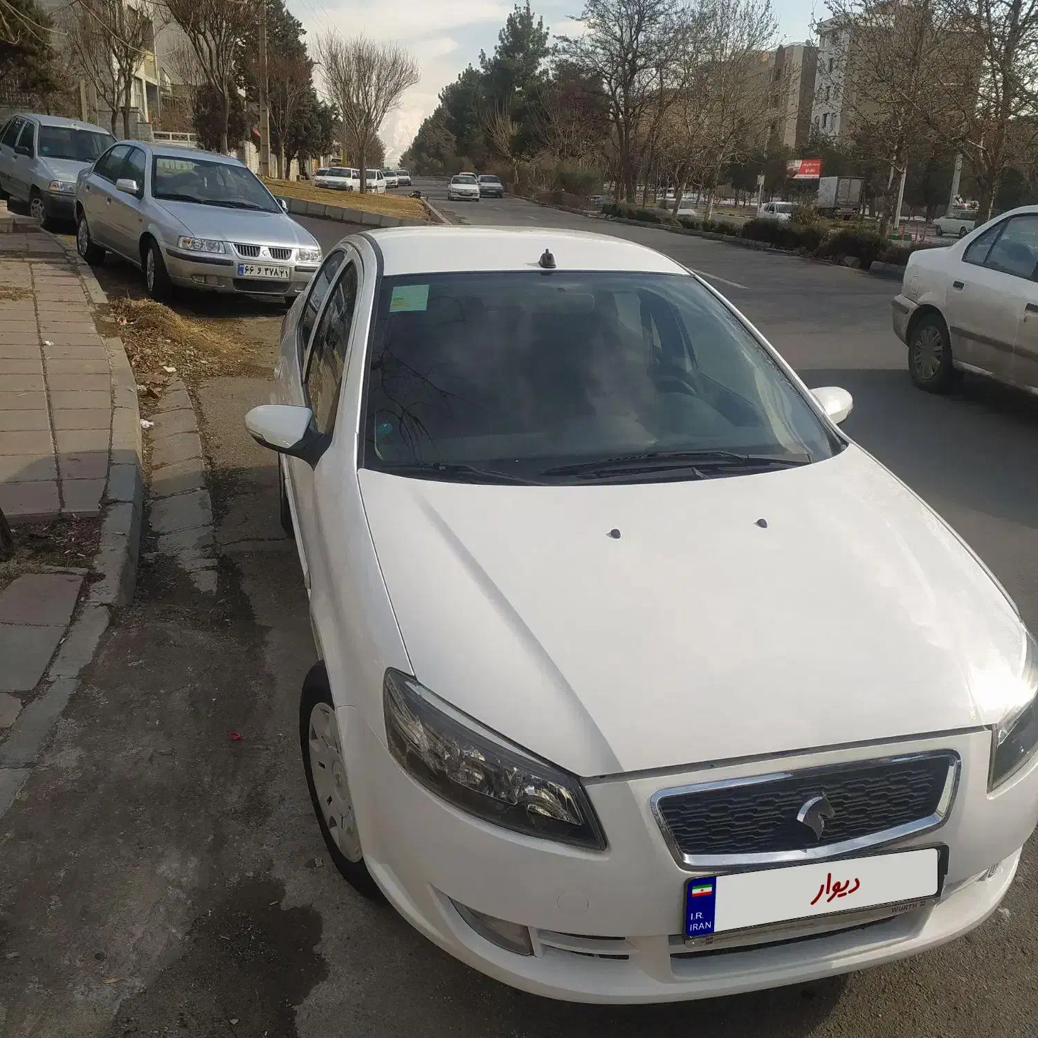 رانا1400سفیدبیرنگ|خودرو سواری و وانت|کرج, باغستان|دیوار