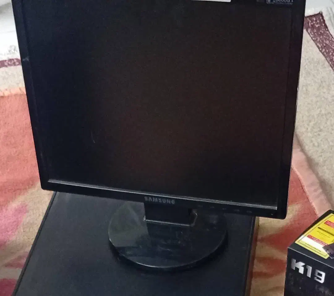 مانیتور سامسونگ|قطعات و لوازم جانبی رایانه|فردیس, سرحدی|دیوار