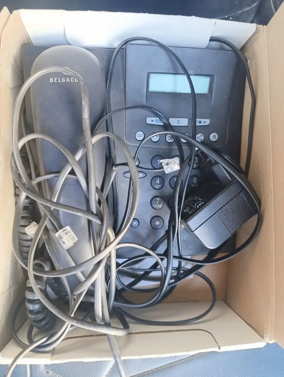 تلفن آلمانی نو|تلفن رومیزی|میبد, |دیوار