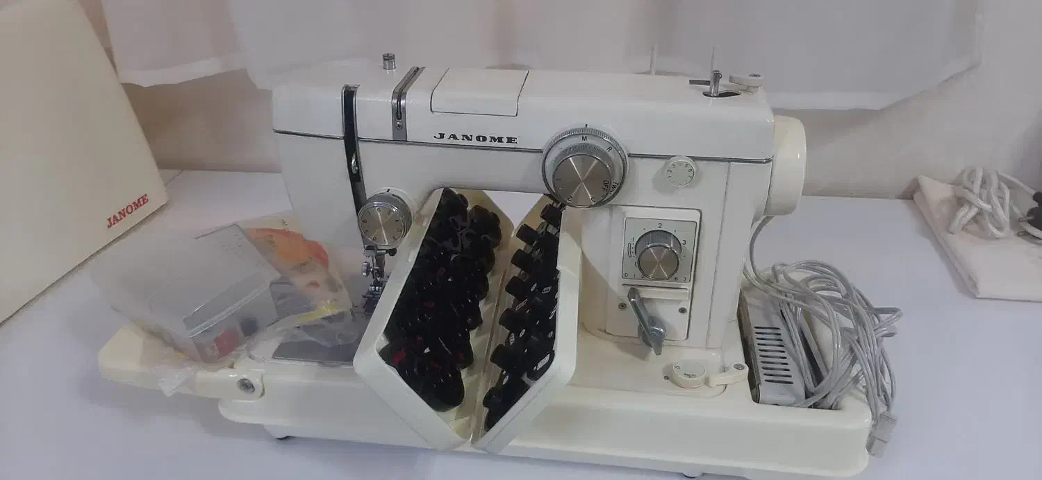 چرخ خیاطی ژانومه ۸۰۲|چرخ خیاطی و ریسندگی|خمینی‌شهر, |دیوار