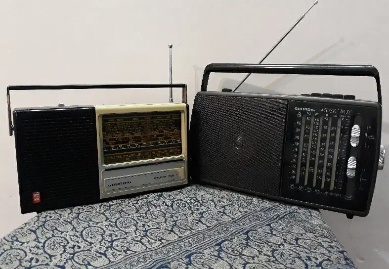 دوعدد رادیو گراندیگ ساخت فرانسه هر کدام ۳ میلیون ت|صوتی و تصویری|اصفهان, جنیران (لادان)|دیوار