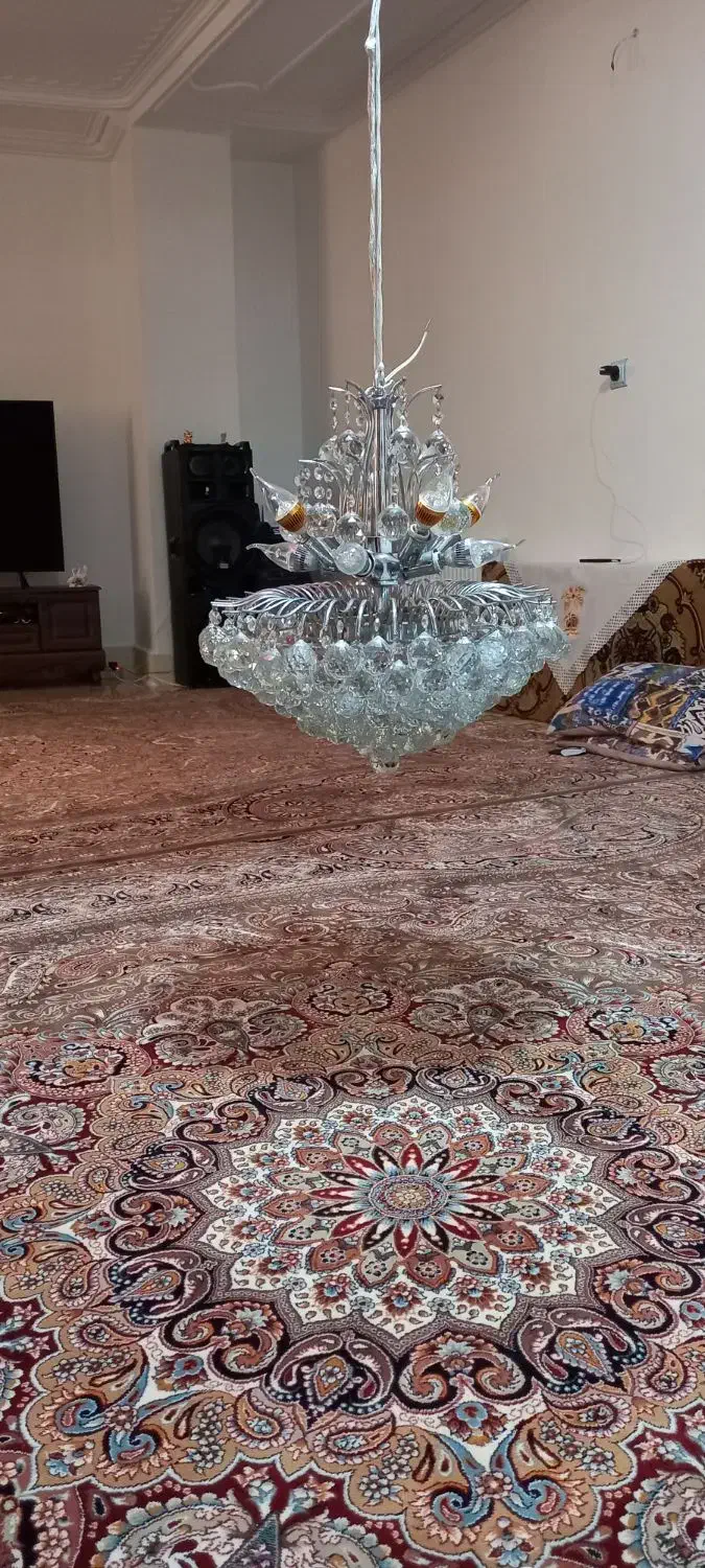 دو عدد لوستر کریستال سالم|لوستر و چراغ آویز|قزوین, |دیوار