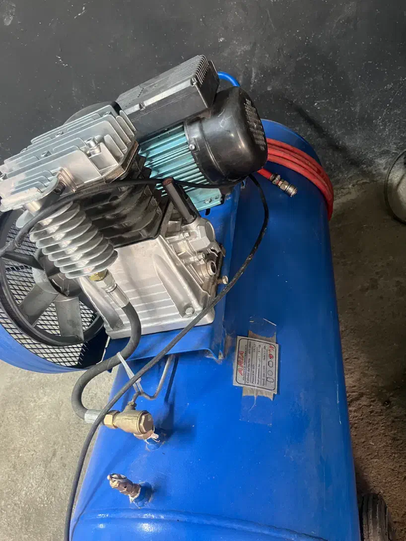 پمپ باد|ابزارآلات|دماوند, دماوند|دیوار