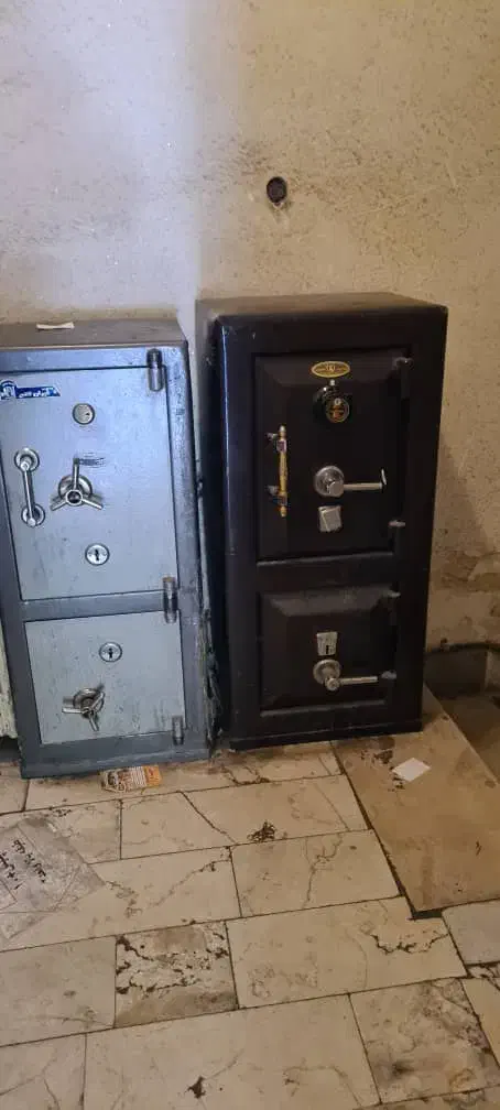 ۲ گاو صندوق گنجینه دار طبق عکس بدون کلید و رمز|ابزارآلات|تهران, استاد معین|دیوار