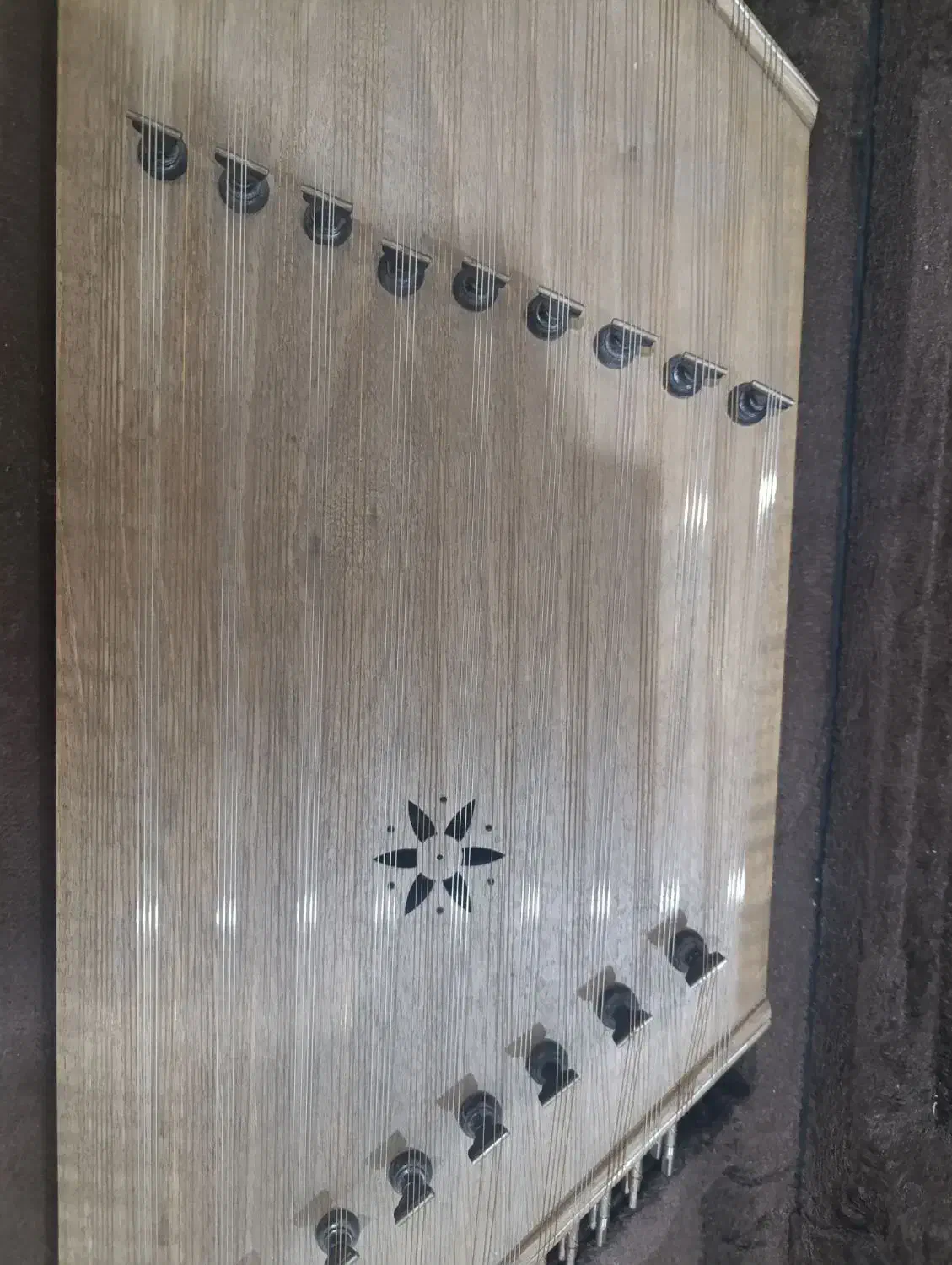 سنتور|سازهای سنتی|برازجان, |دیوار