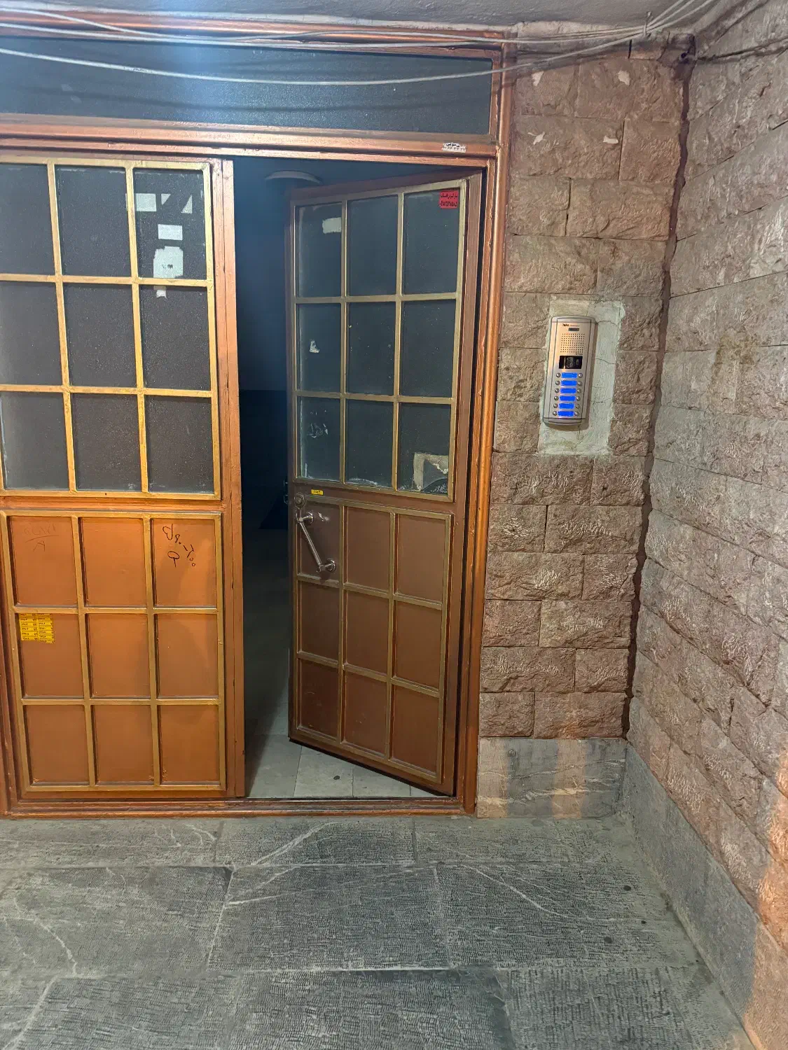 اجاره آپارتمان مسکونی مبارک آباد نبش هیوا لرد،|اجارهٔ آپارتمان|سنندج, |دیوار