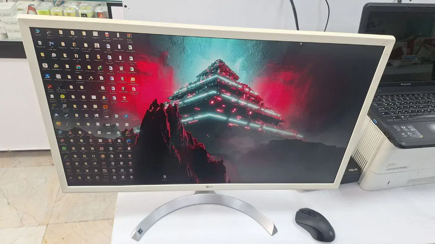 مانیتور4k LG 27|قطعات و لوازم جانبی رایانه|باقرشهر, |دیوار