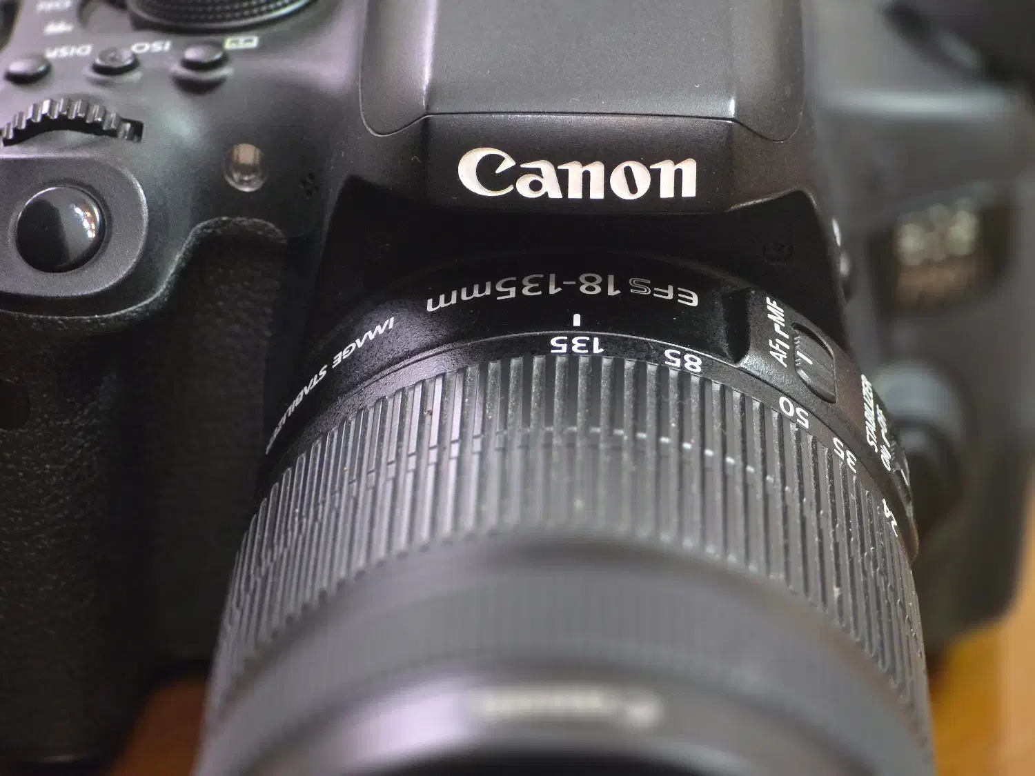 Canon 750D + 18 135 STM بسیار تمیز|دوربین عکاسی و فیلم‌برداری|مشهد, سجاد شهر|دیوار