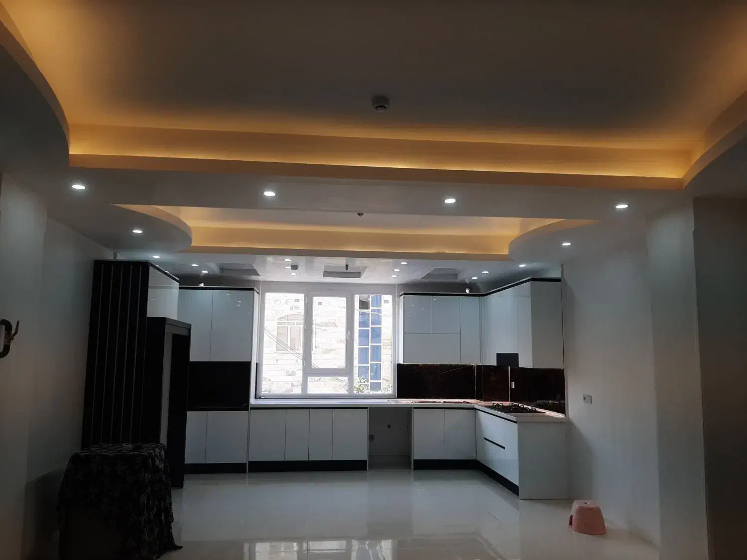 آپارتمان ۹۰ متری جنوبی طبقه اول باغ نرده|اجارهٔ آپارتمان|اسلام‌شهر, مطهری|دیوار