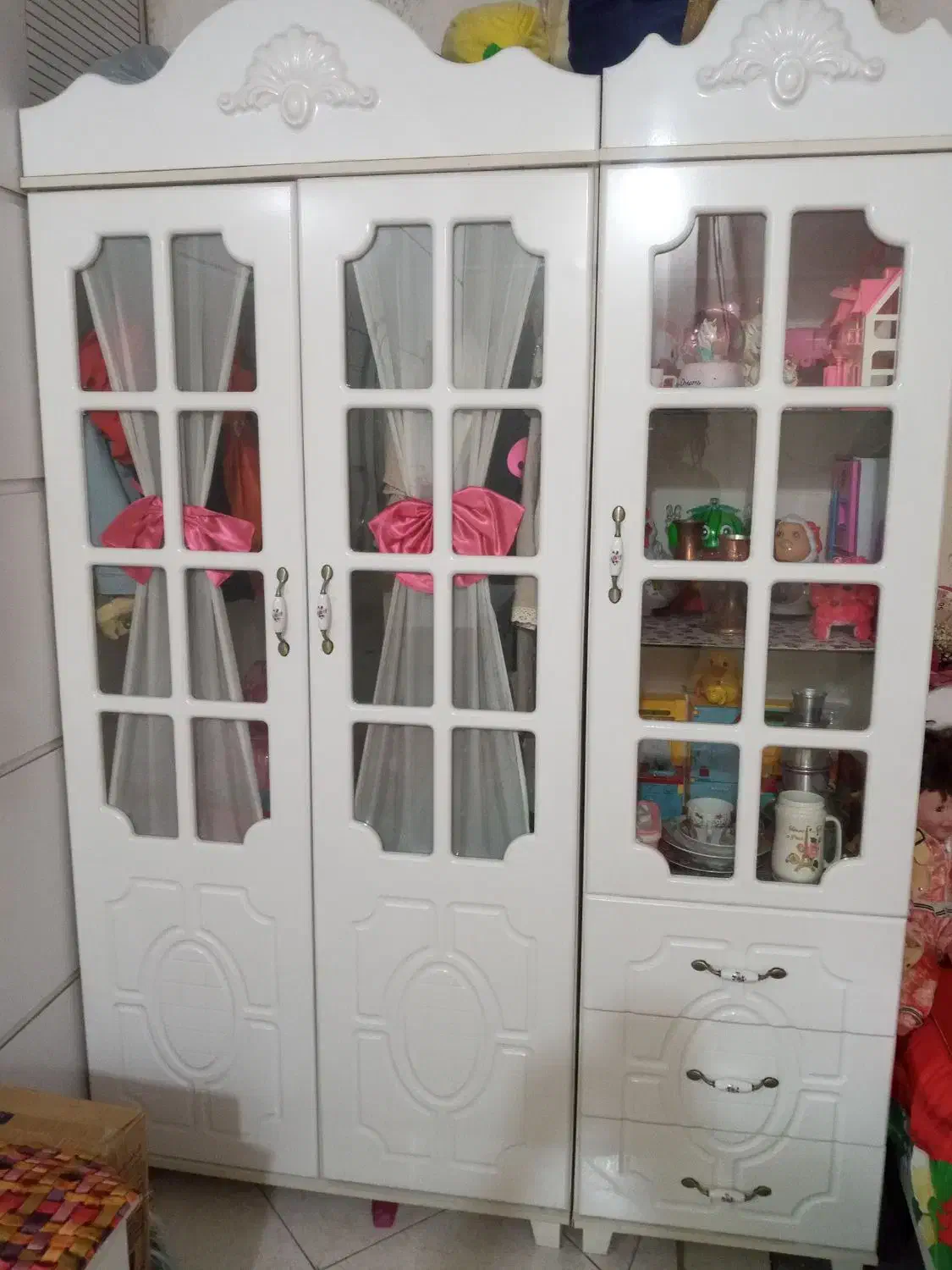 سرویس دخترانه|تخت و سرویس خواب|گلستان (تهران), |دیوار