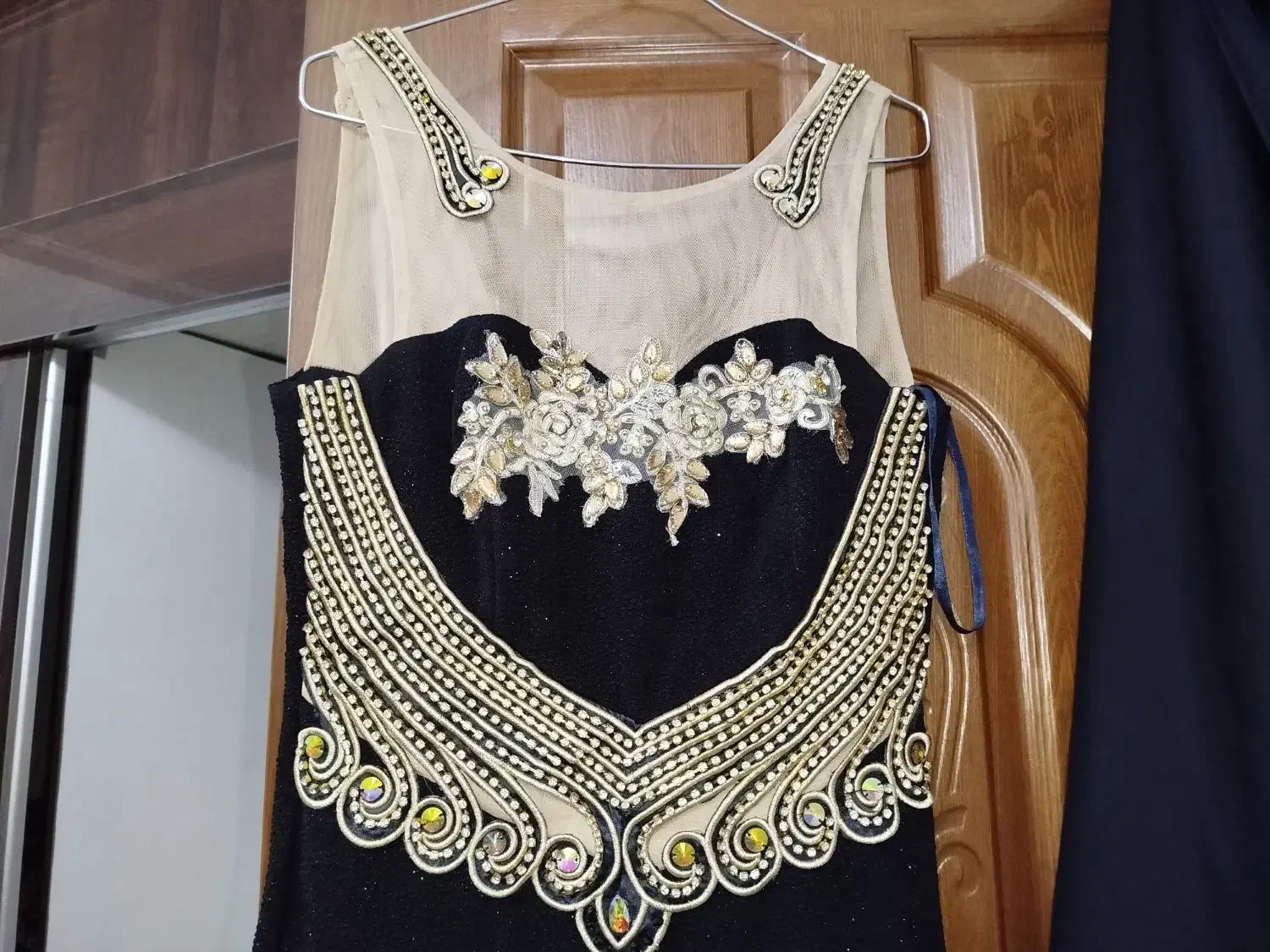 لباس مجلسی|لباس|قم, کلهری|دیوار