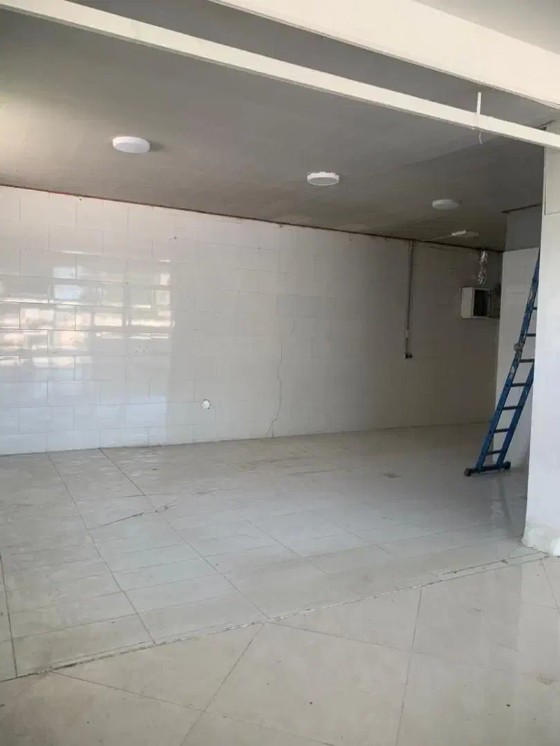 ملک تجاری ایزدشهر بر خیابان اصلی|اجارهٔ مغازه و غرفه|ایزدشهر, |دیوار