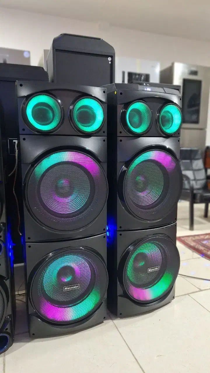 اسپیکرهای دوقلو و تک سیم مستقیم و شارژی|سیستم صوتی خانگی|بروجرد, |دیوار