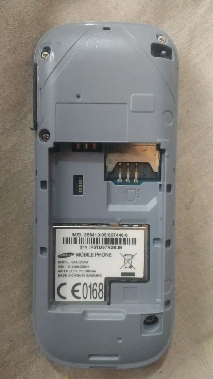 گوشی سامسونگ کلیدی ساده اصلی|موبایل|شاهینشهر, مخابرات (شهید بهشتی)|دیوار