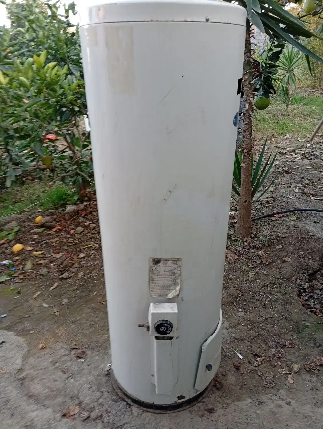 آبگرمکن درحد نو به شرط سالم با ورق ۴ میل|آبگرمکن، پکیج، شوفاژ|آمل, |دیوار