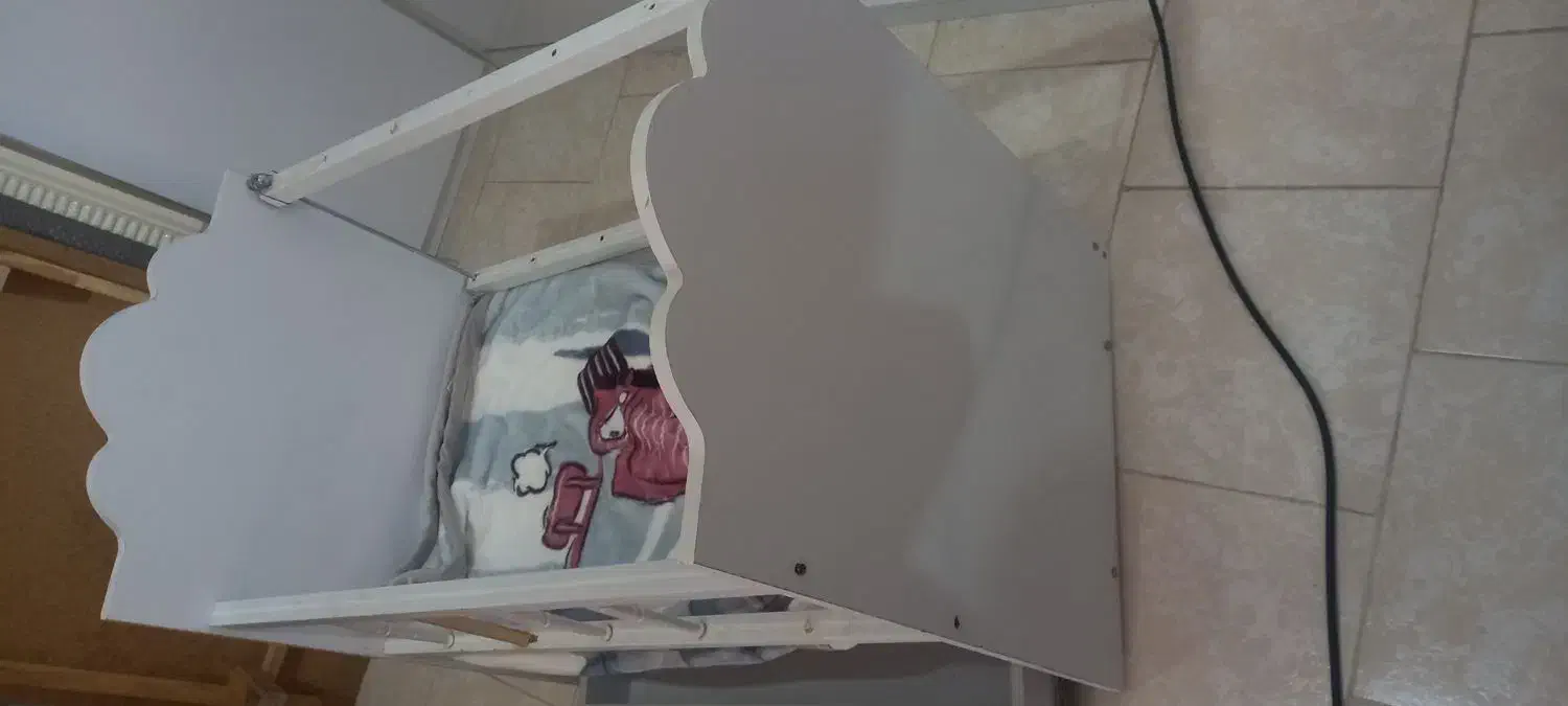 تخت خواب نوازد|تخت و سرویس خواب|سهند, |دیوار