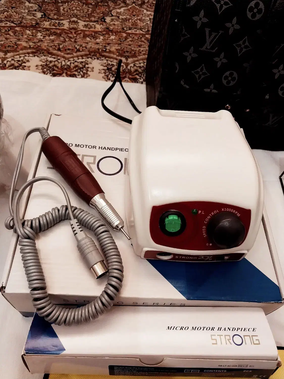 فروش وسایل کاشت ناخن|آرایشگاه و سالن‌های زیبایی|تهران, شهرک رضویه|دیوار