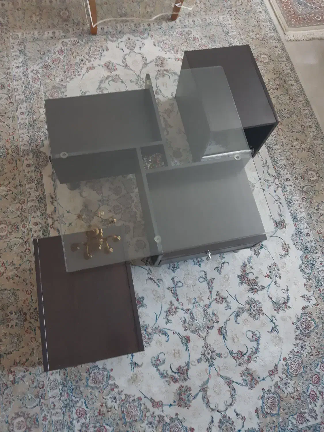 جلو مبلی|مبلمان خانگی و میز عسلی|اندیشه, اندیشه فاز ۳|دیوار