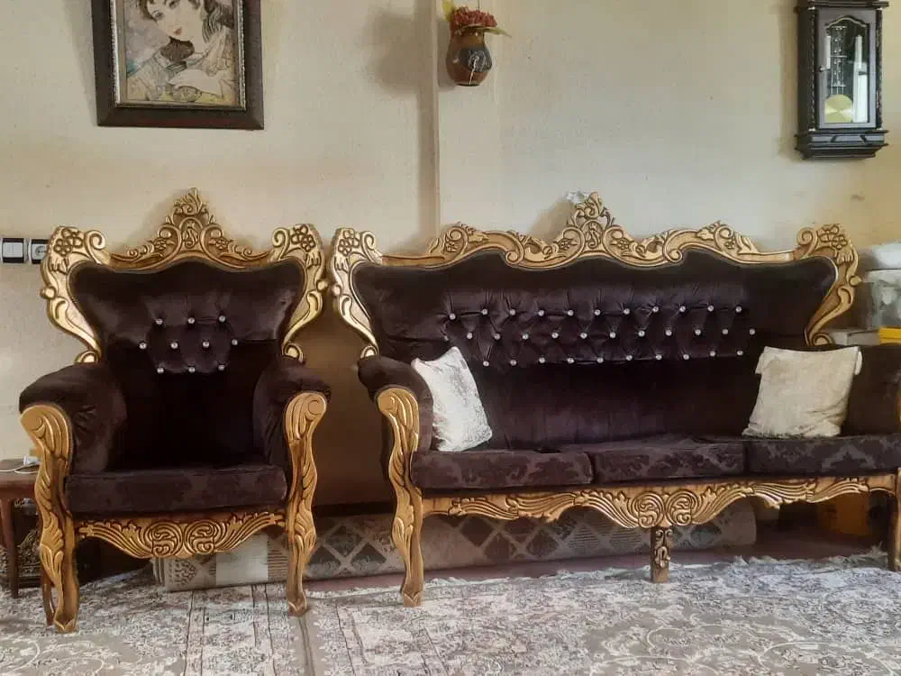 مبلمان ۷نفره سلطنتی همراه با میز و عسلی|مبلمان خانگی و میز عسلی|سنندج, |دیوار