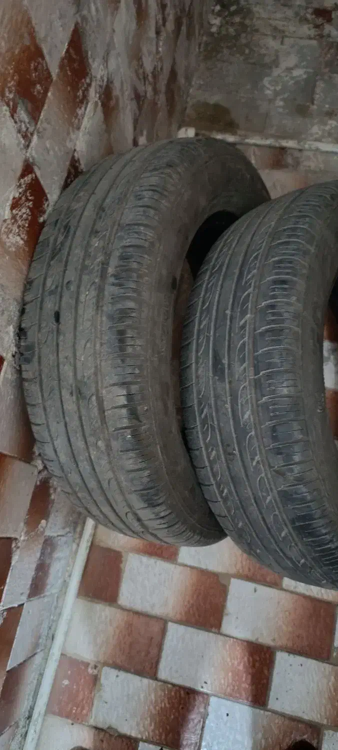 لاستیک کوییک|قطعات یدکی و لوازم جانبی|مشهد, طبرسی شمالی|دیوار