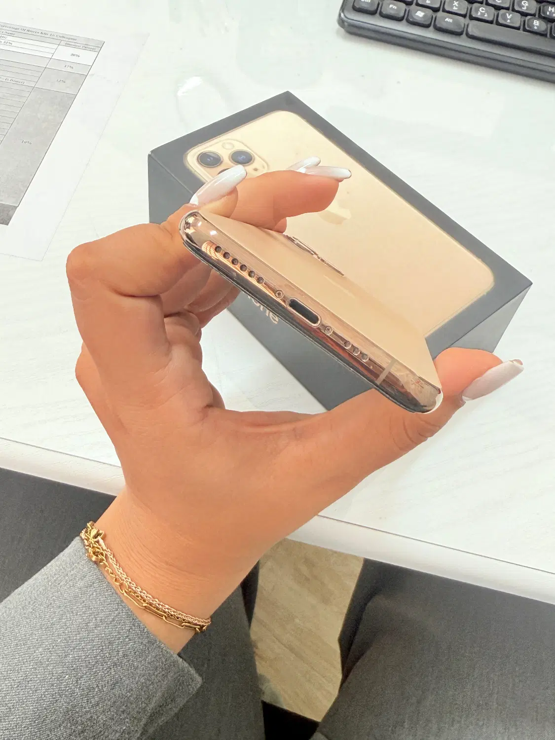 Iphone 11 pro|موبایل|شیراز, سینما سعدی|دیوار