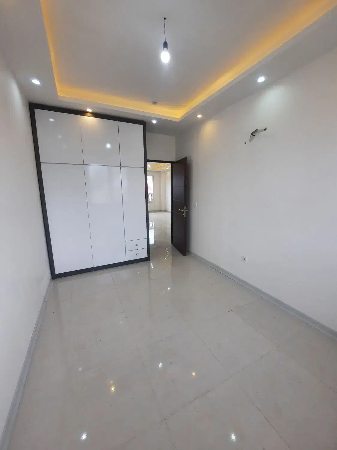 واحد اپارتمان سند دار لوکس در پیام نور|فروش آپارتمان|رشت, باهنر|دیوار