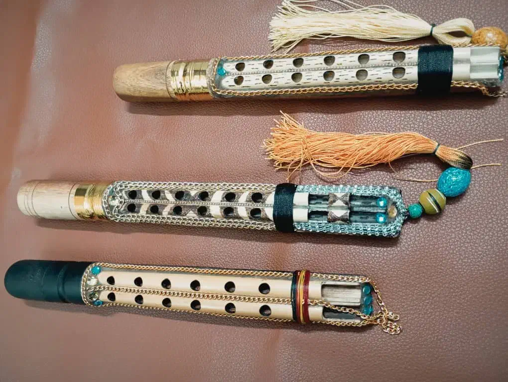 نی انبان|سازهای بادی|شیراز, گلکوب|دیوار