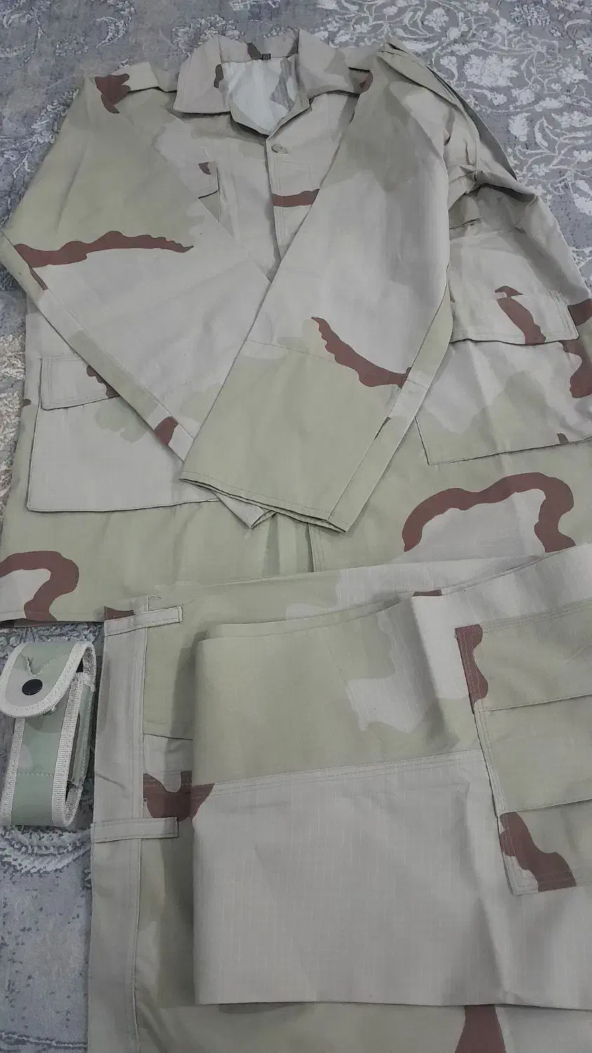 لباس نظامی|لباس|زاهدان, |دیوار