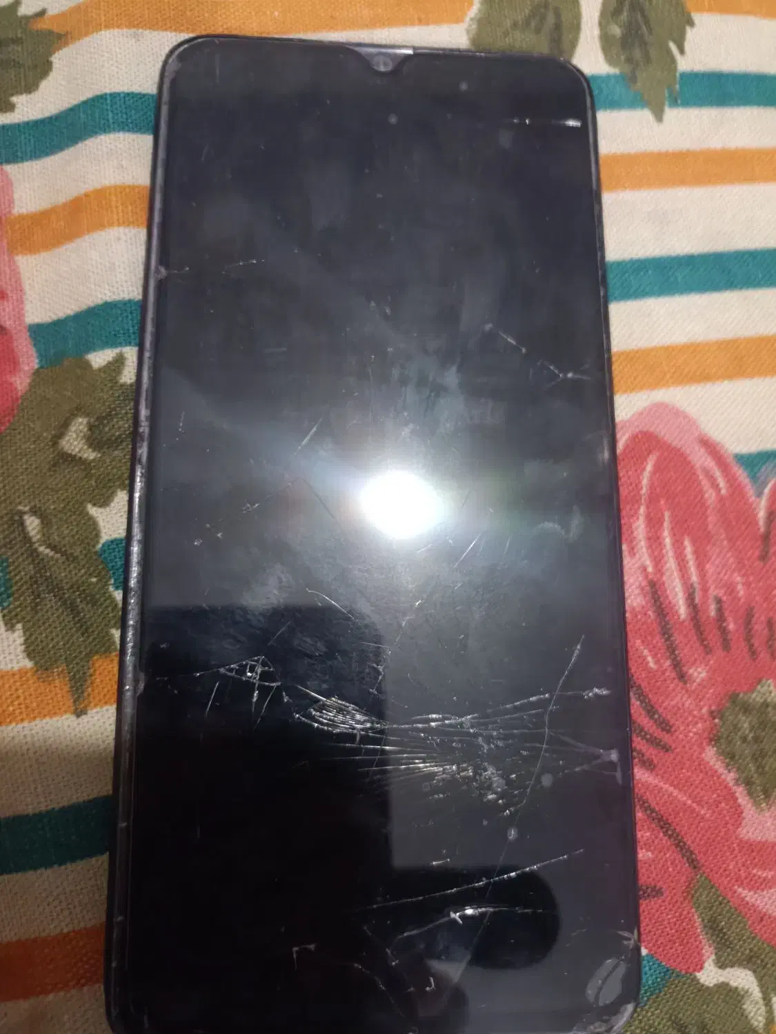 نت 8 پرو|موبایل|یاسوج, |دیوار