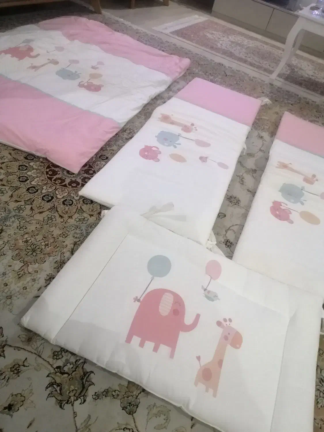 تشک نوزاد،پد دیواره تخت خواب سه تیکه و لحاف کودک|اسباب و اثاث بچه|رشت, نظری|دیوار